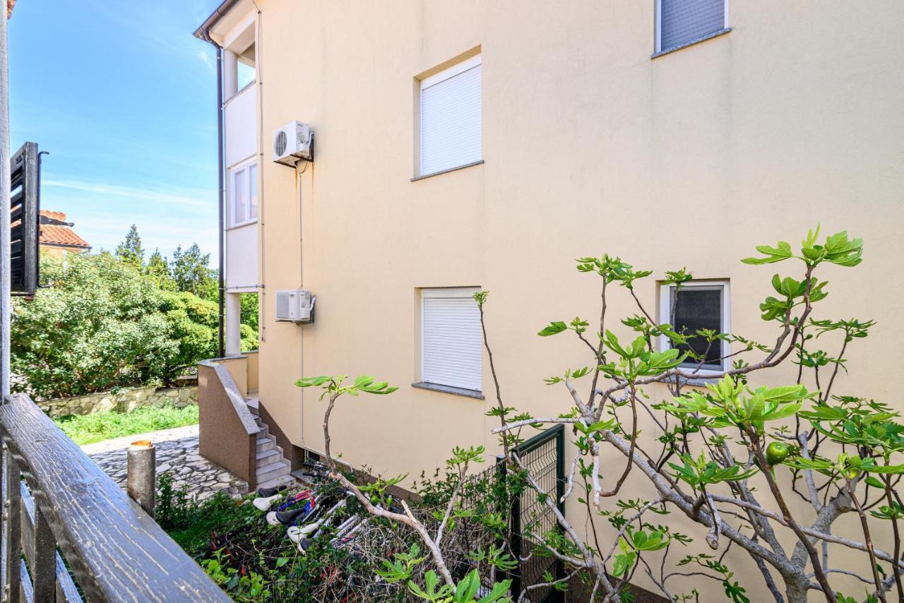 Apartments With A Parking Space Premantura, Medulin - 2228 Екстериор снимка